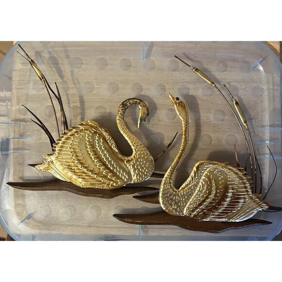Vintage Pair Brass Tin Swans & Cattails/Grasses Wall Hanging with Wood Base - Picture 1 of 12